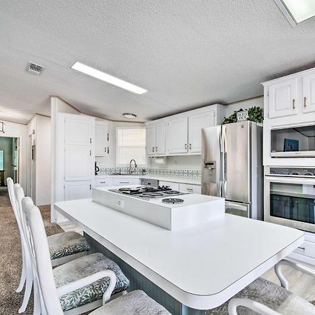 Retreat On The River With Boat Dock, Porch, And Grill! Homosassa Zewnętrze zdjęcie