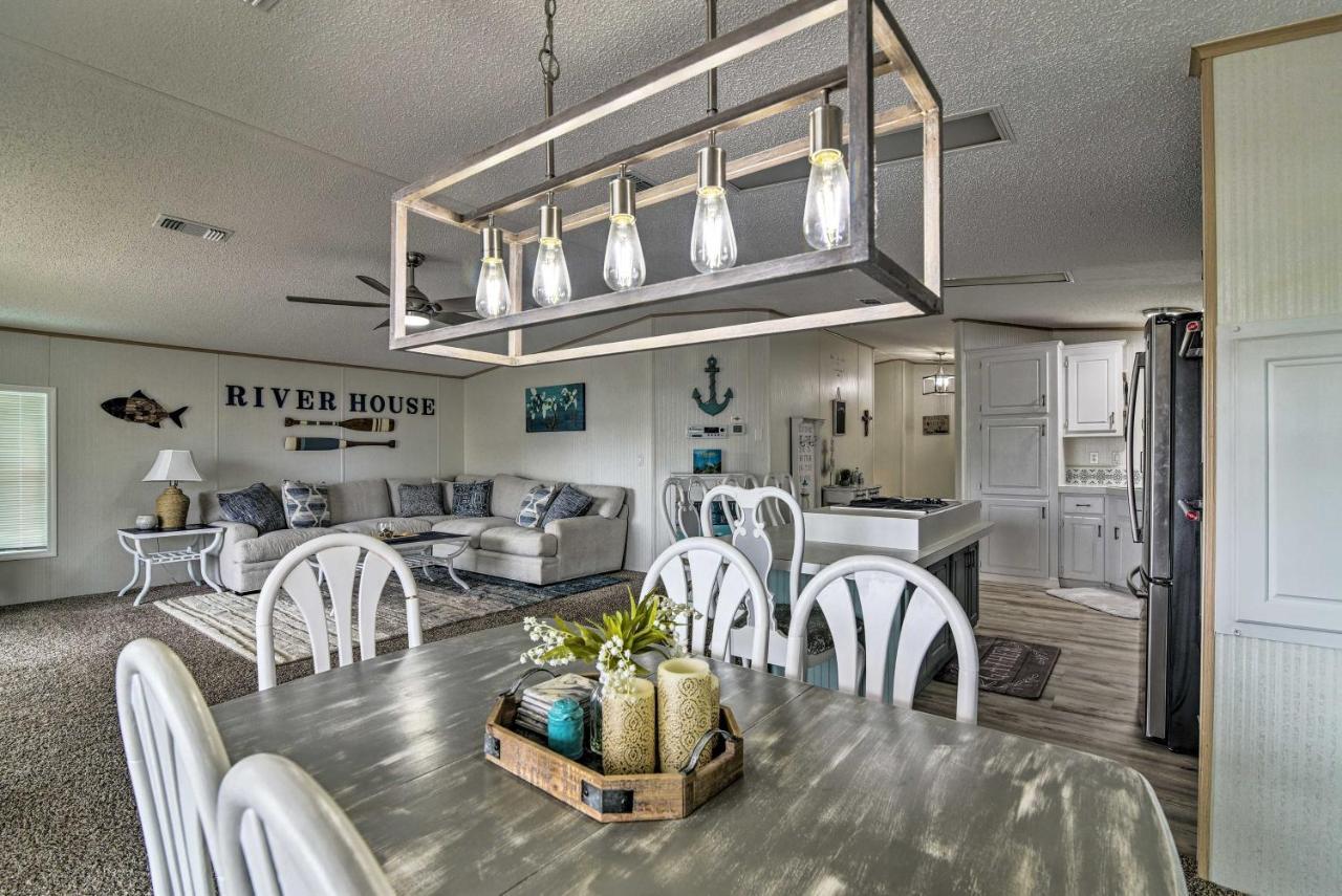 Retreat On The River With Boat Dock, Porch, And Grill! Homosassa Zewnętrze zdjęcie