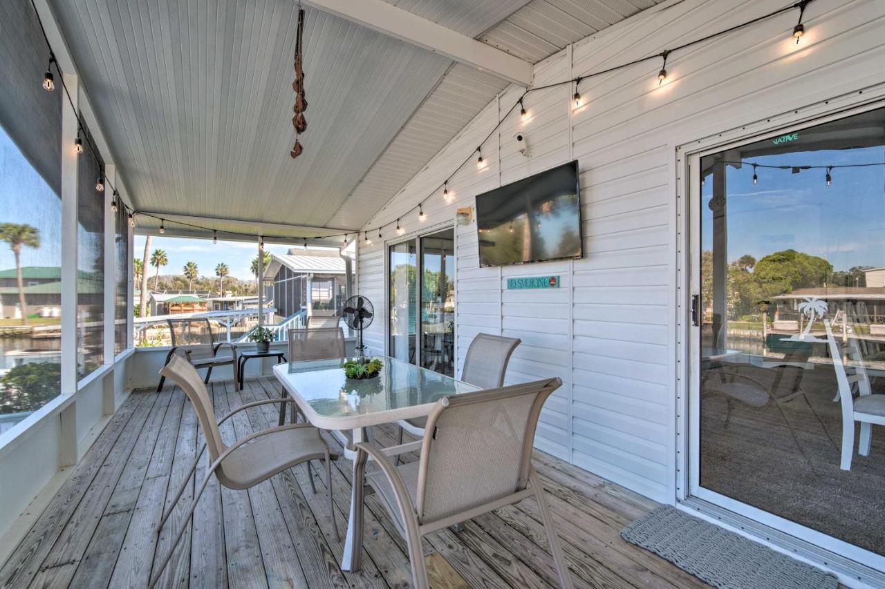 Retreat On The River With Boat Dock, Porch, And Grill! Homosassa Zewnętrze zdjęcie